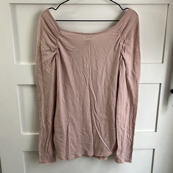 FREE PEOPLE | PreLoved Mauve Long Sleeved Relaxed Ruched Tee sz M - Picture 8 of 9